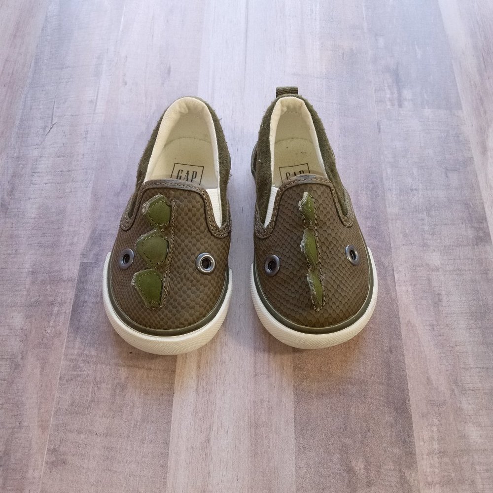 Gap Dinosaur Slip-On Shoes TD size 5C